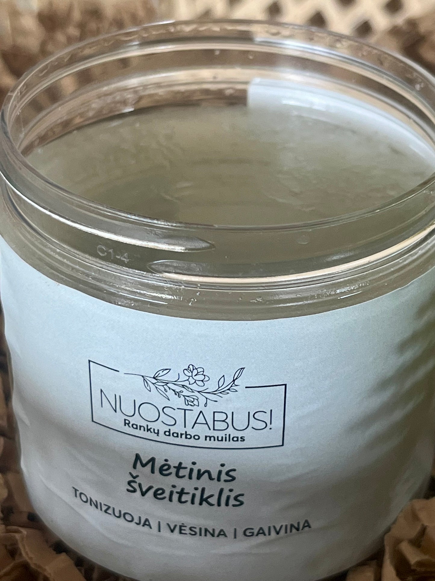 Mėtinis kūno šveitiklis