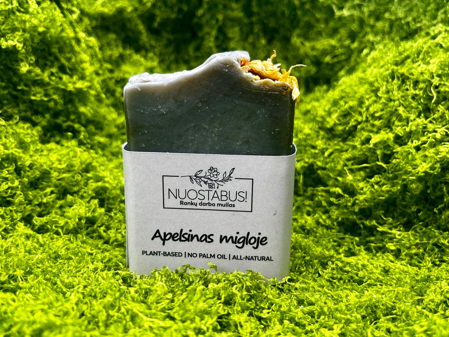 Apelsinas migloje