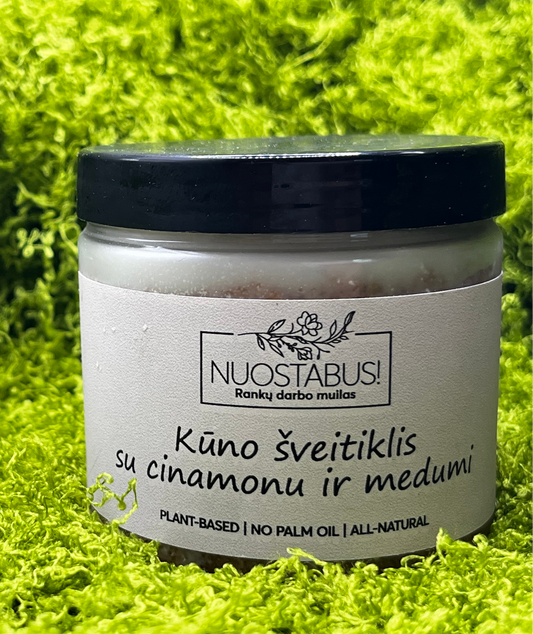 Kūno šveitiklis su cinamonu ir medumi