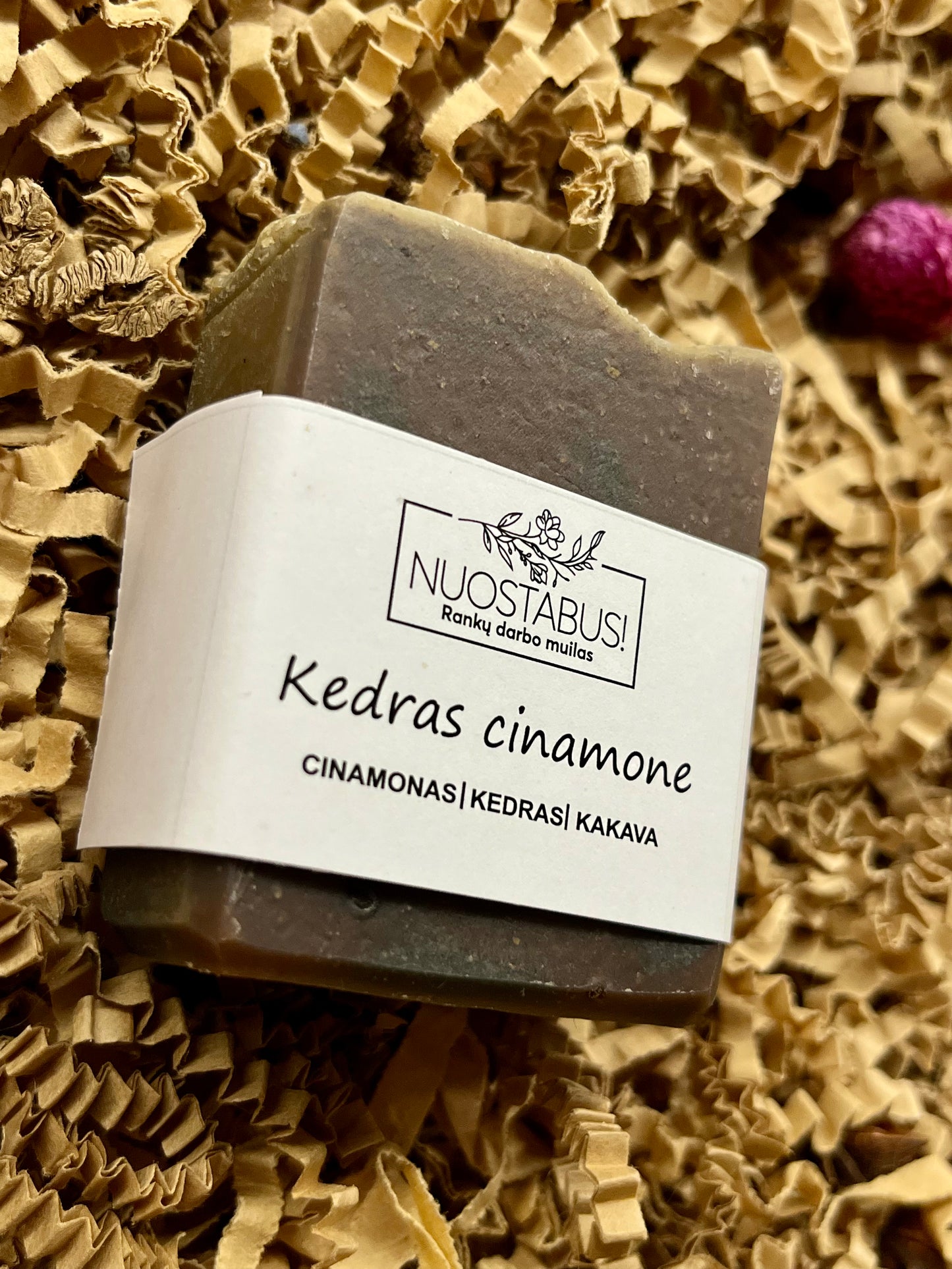 Kedras cinamone